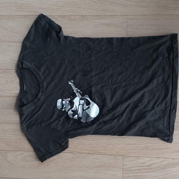 Tops - Stormtrooper Playing Guitar | Star Wars | Graphic Short Sleeve T-Shirt | XS